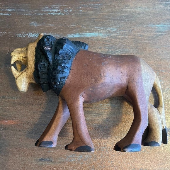 Hand Carved Wood Lyon Toy Figure 10" - Picture 4 of 10